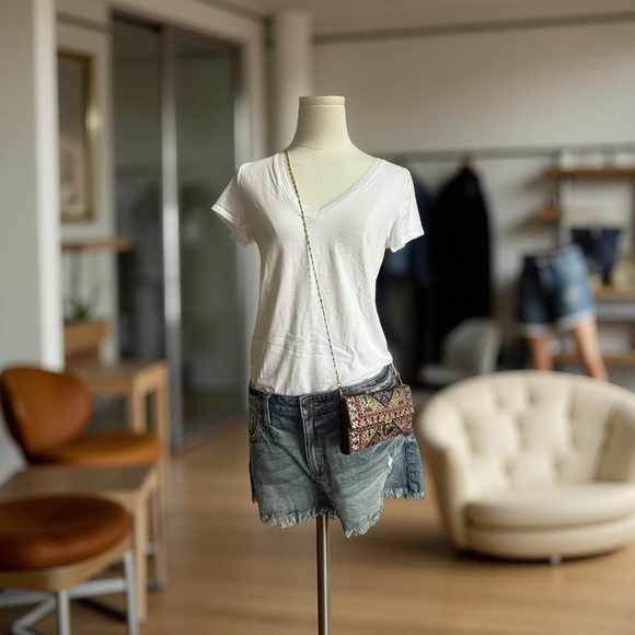 NWT Elegant Tapestry Boho Clutch Crossbody! - Picture 4 of 8